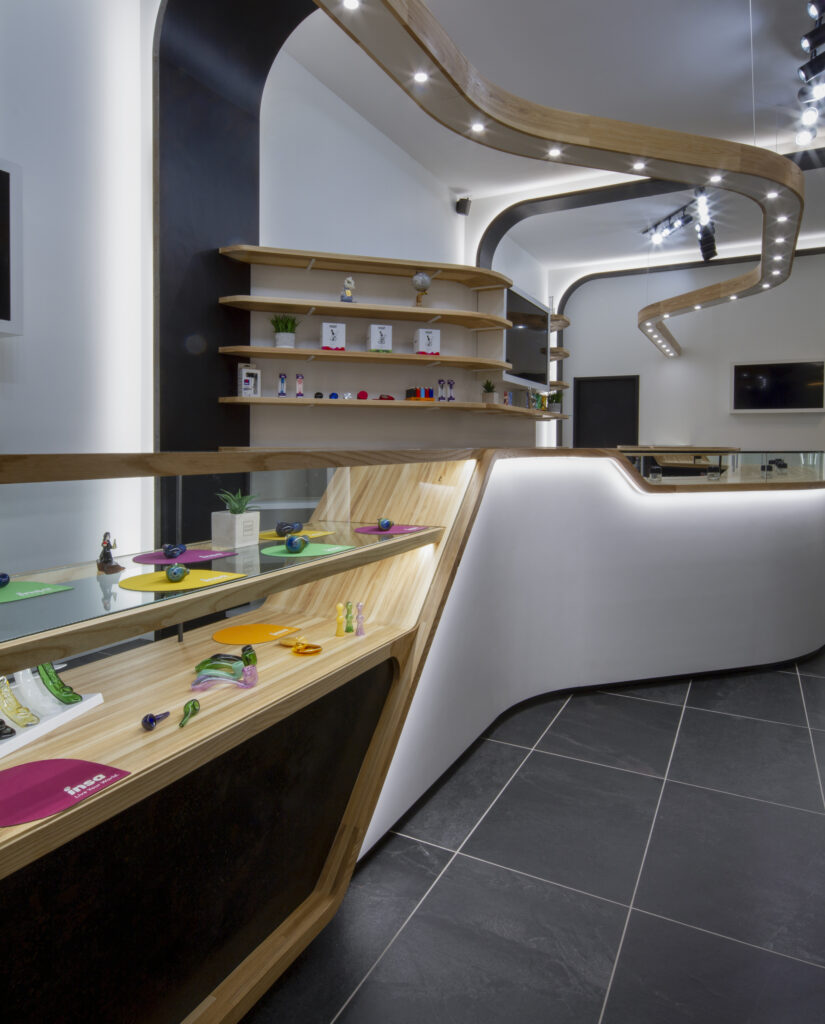 Side shot of the store and the main counter.